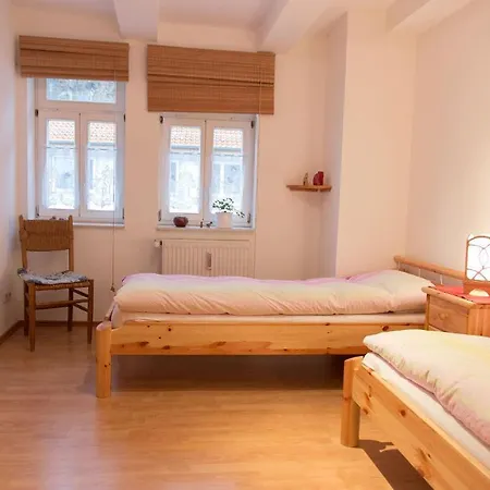 Alte Apotheke *